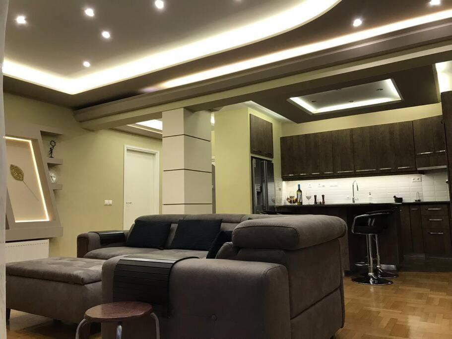 Finer Things Flisvos Beach Condo In Palaio Faliro أثينا المظهر الخارجي الصورة