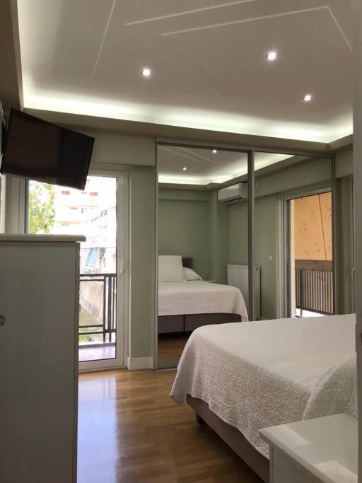 Finer Things Flisvos Beach Condo In Palaio Faliro أثينا المظهر الخارجي الصورة