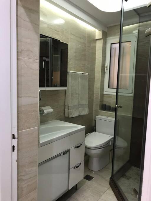Finer Things Flisvos Beach Condo In Palaio Faliro أثينا المظهر الخارجي الصورة