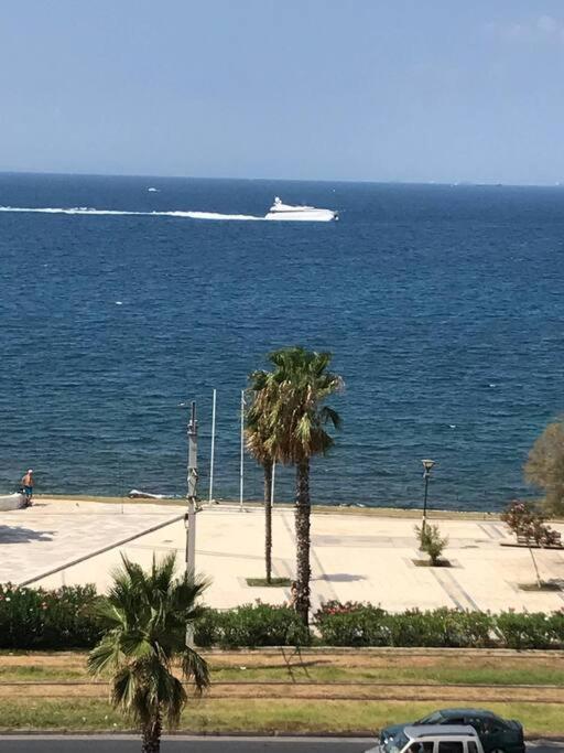 Finer Things Flisvos Beach Condo In Palaio Faliro أثينا المظهر الخارجي الصورة